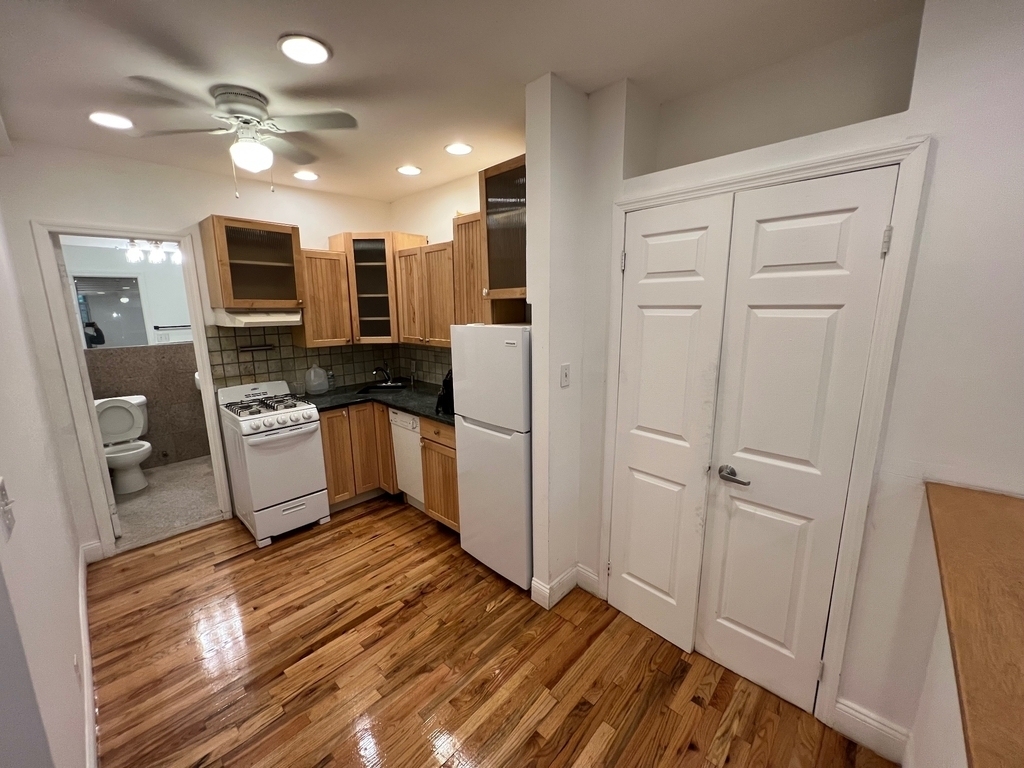 55 Clinton Street - Photo 5