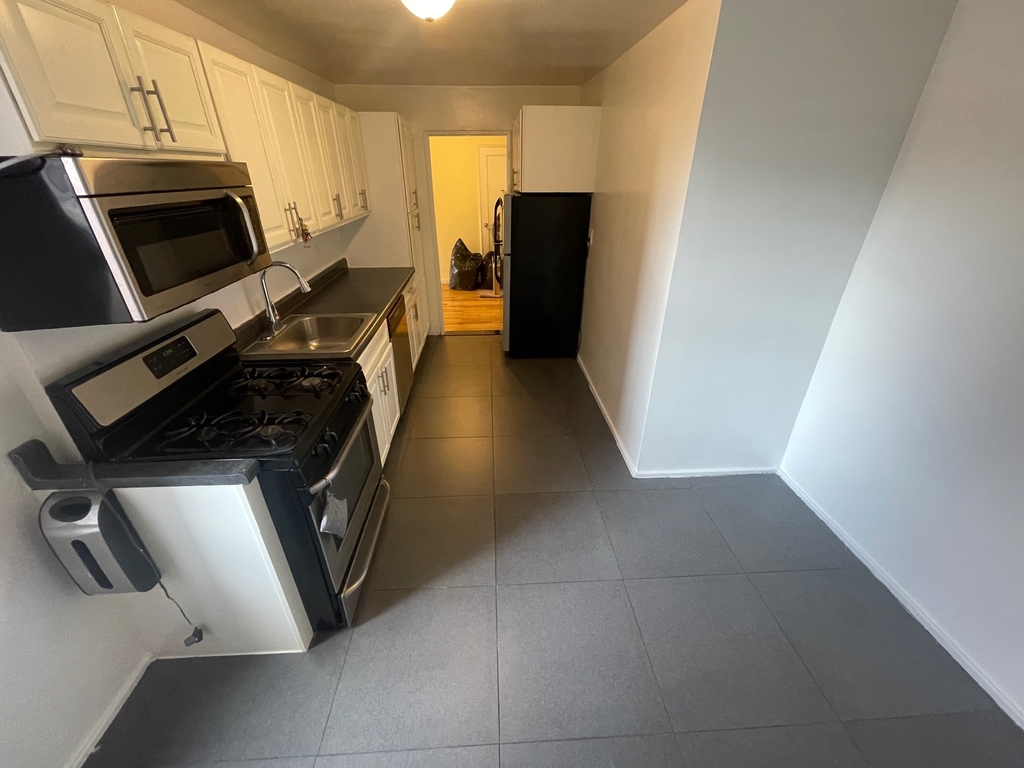 63-85 Woodhaven Boulevard - Photo 3