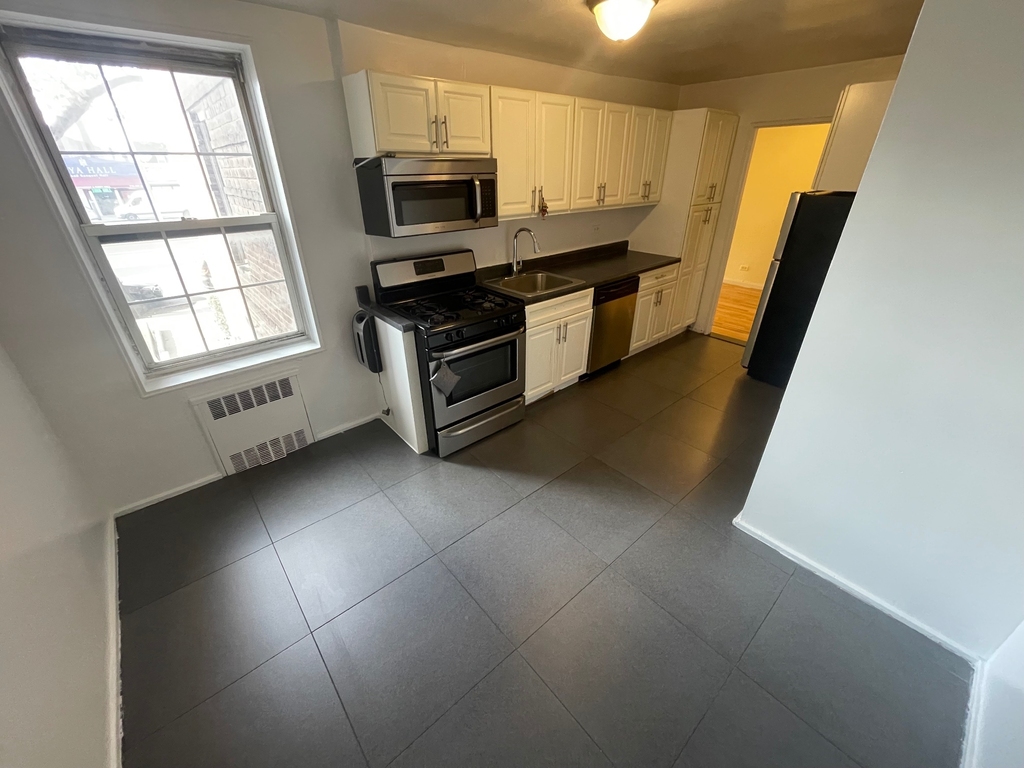 63-85 Woodhaven Boulevard - Photo 1
