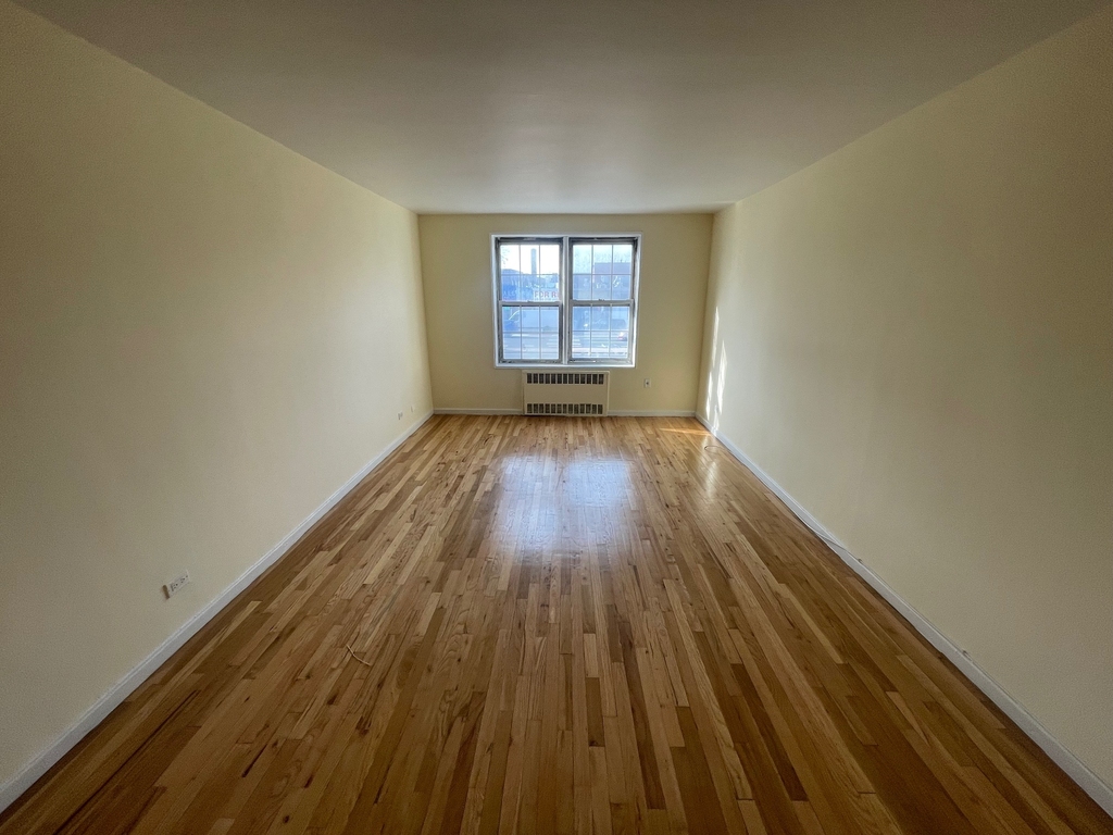 63-85 Woodhaven Boulevard - Photo 9
