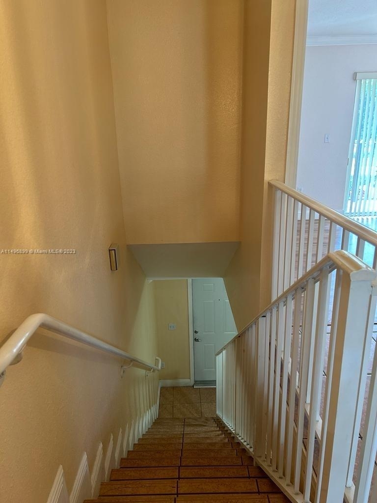 10604 Nw 87th Ct - Photo 16