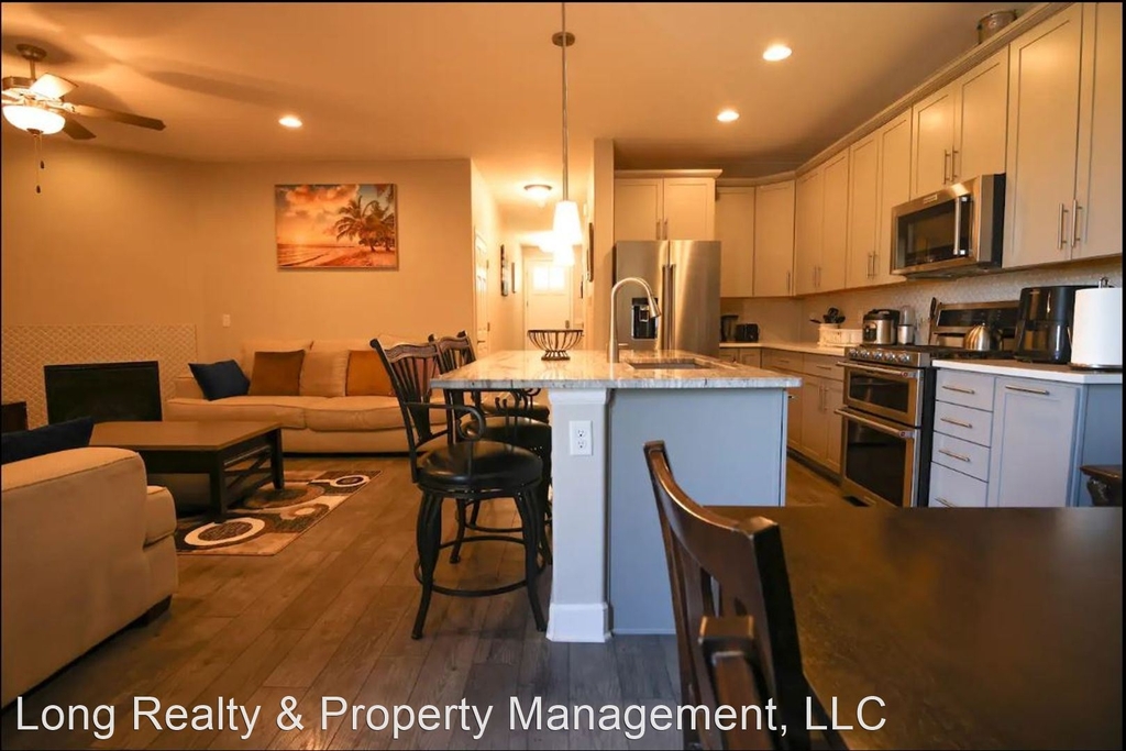 3608 S Lisbon Court - Photo 6