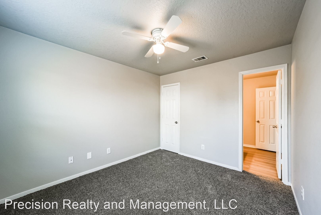 16949 Wren Hill Street - Photo 17