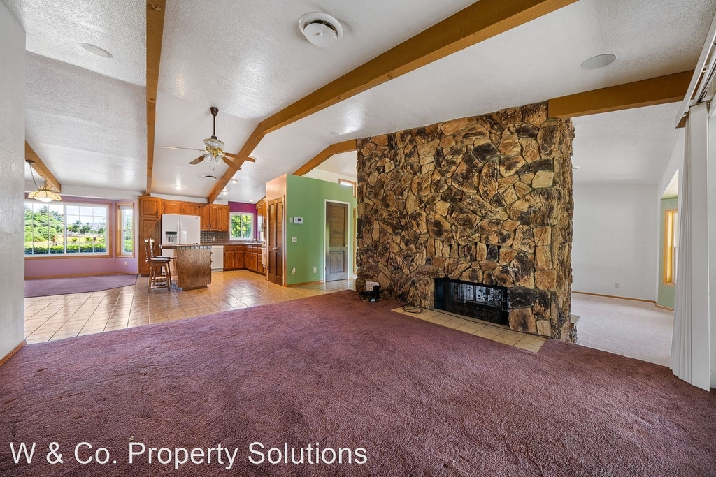 15715 Johnson Rd - Photo 11