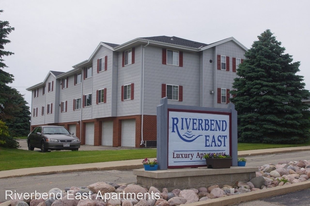 1004, 1008, 1034, 1040, 1046 Riverbend Drive - Photo 1