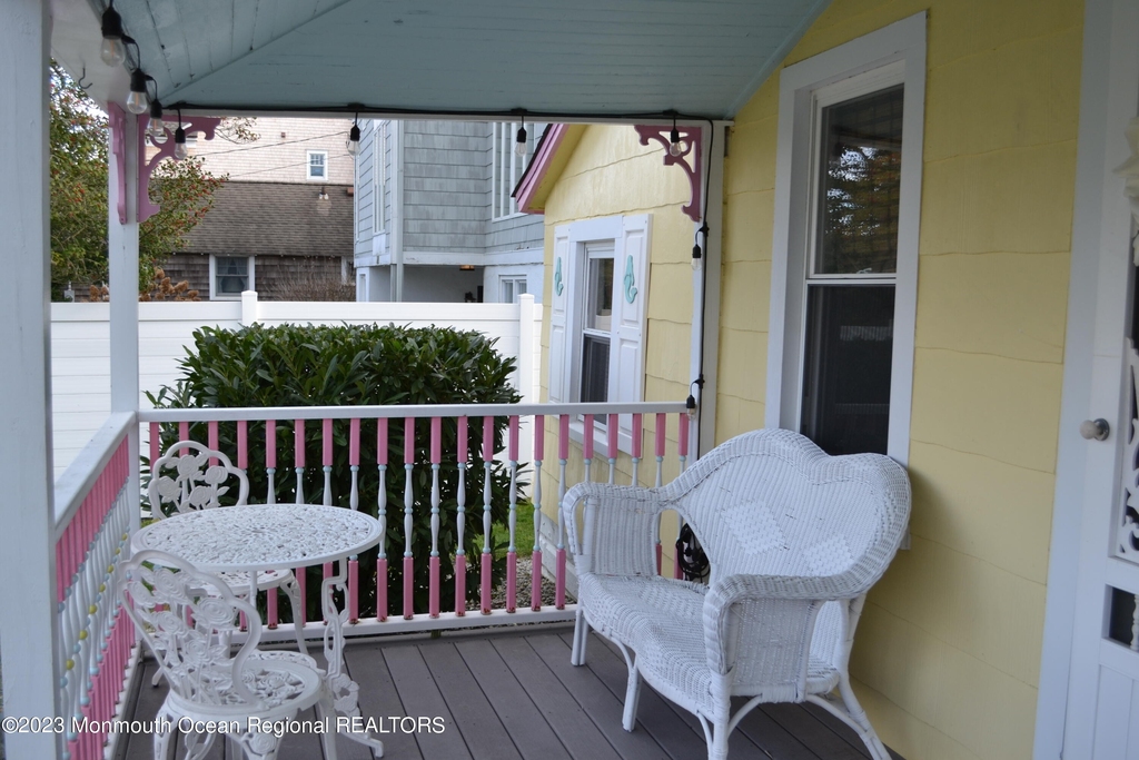 123 Bridge Avenue - Photo 2