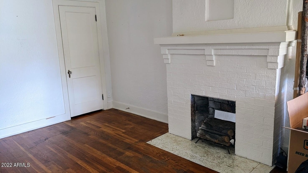 78 W Vernon Avenue - Photo 2