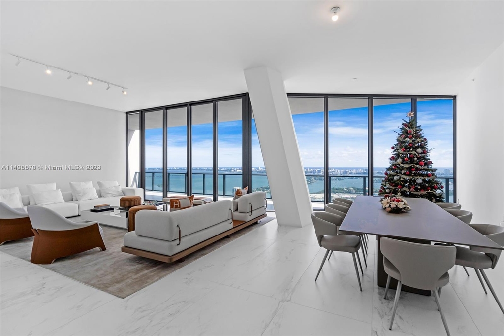 1000 Biscayne Blvd - Photo 0