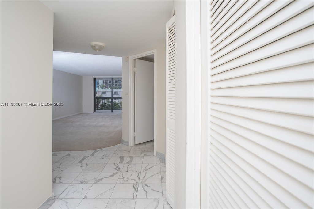 2333 Brickell Ave. - Photo 9