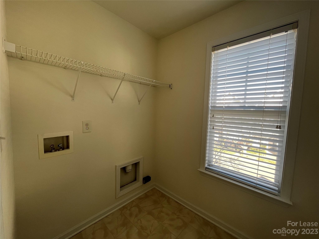 14930 Scothurst Lane - Photo 11