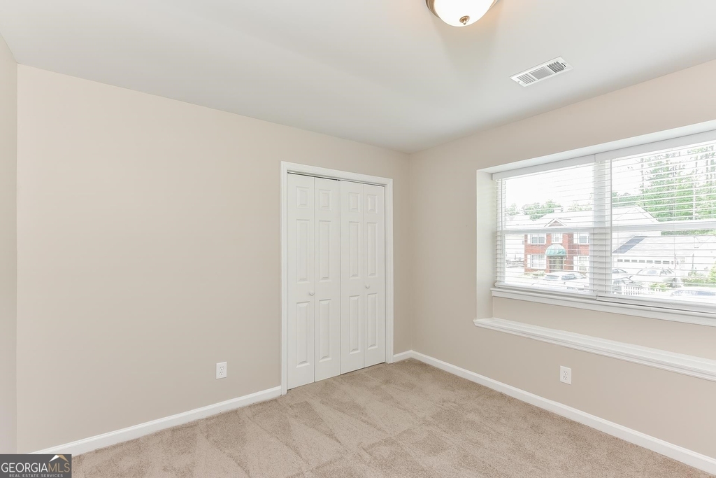 738 Stonebridge - Photo 10