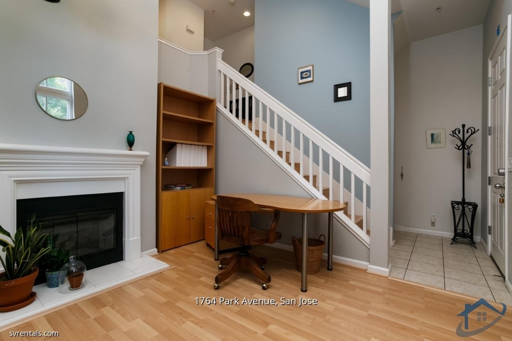 1764 Park Ave - Photo 3