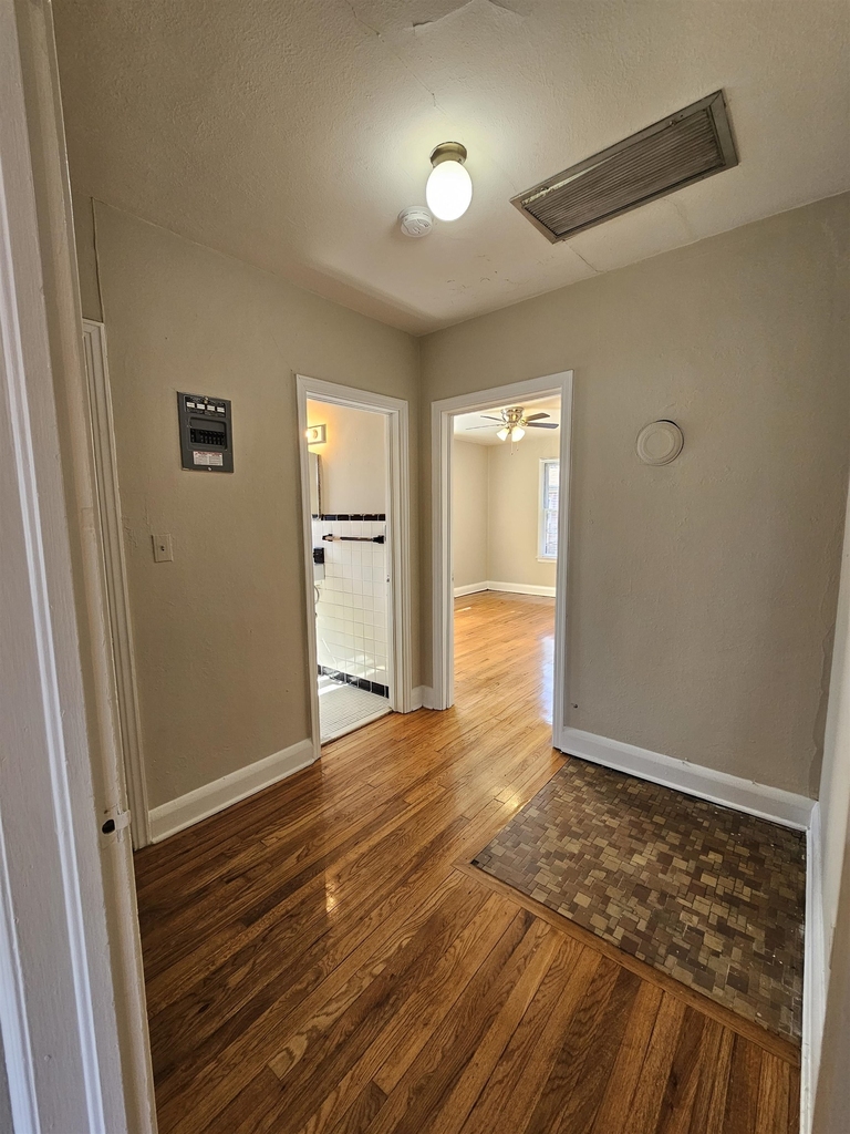 122 S Franklin Boulevard - Photo 26