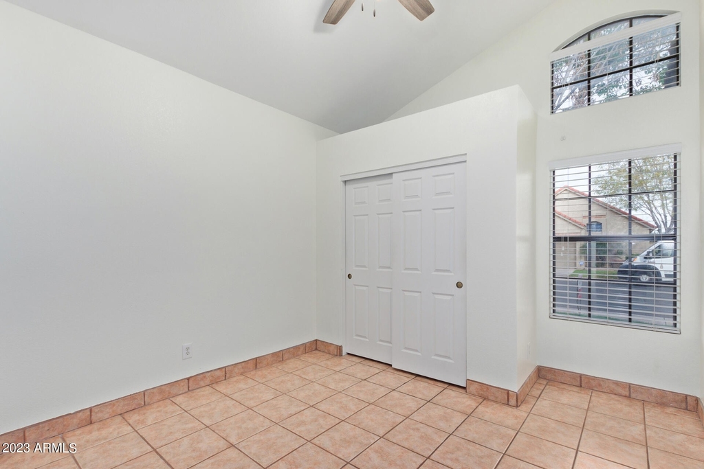 4685 W Shannon Street - Photo 25