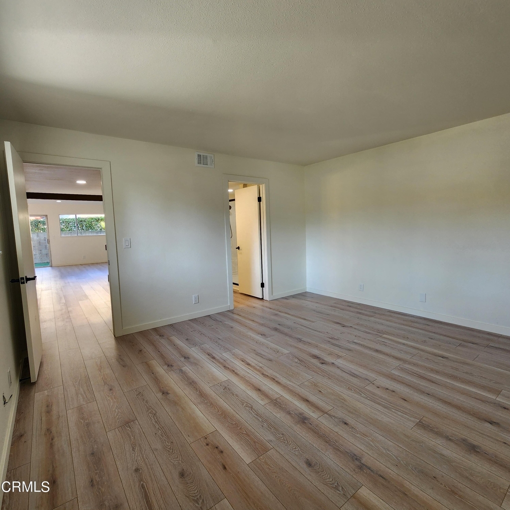 437 Reed Way - Photo 8