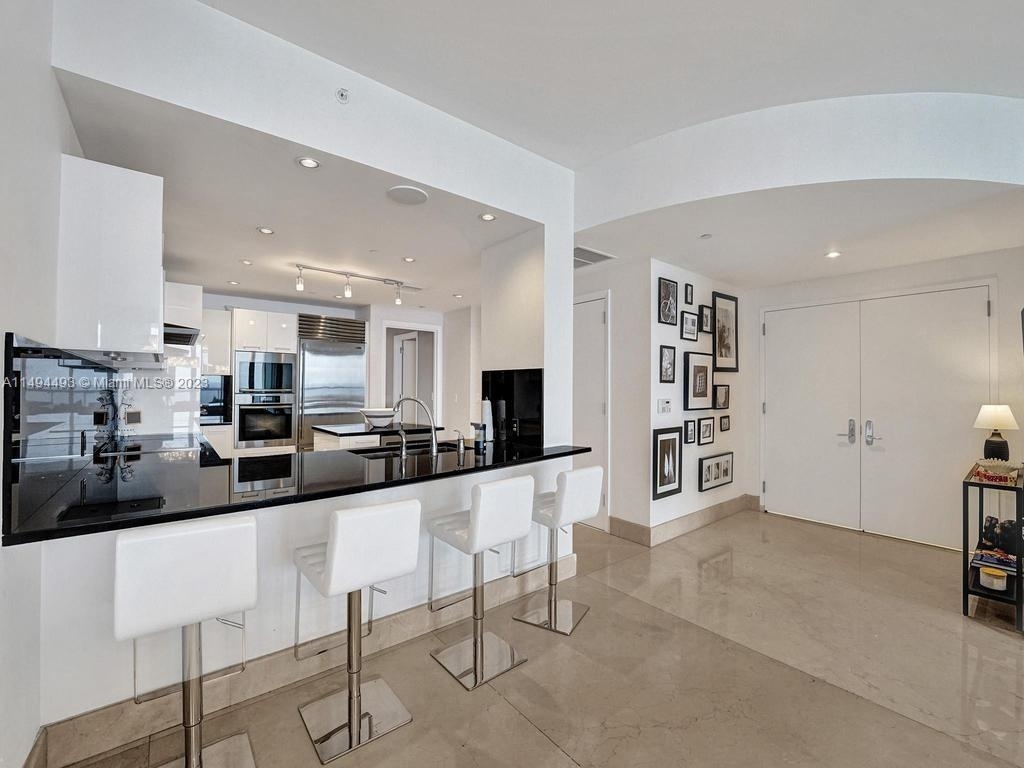 17121 Collins Ave - Photo 12