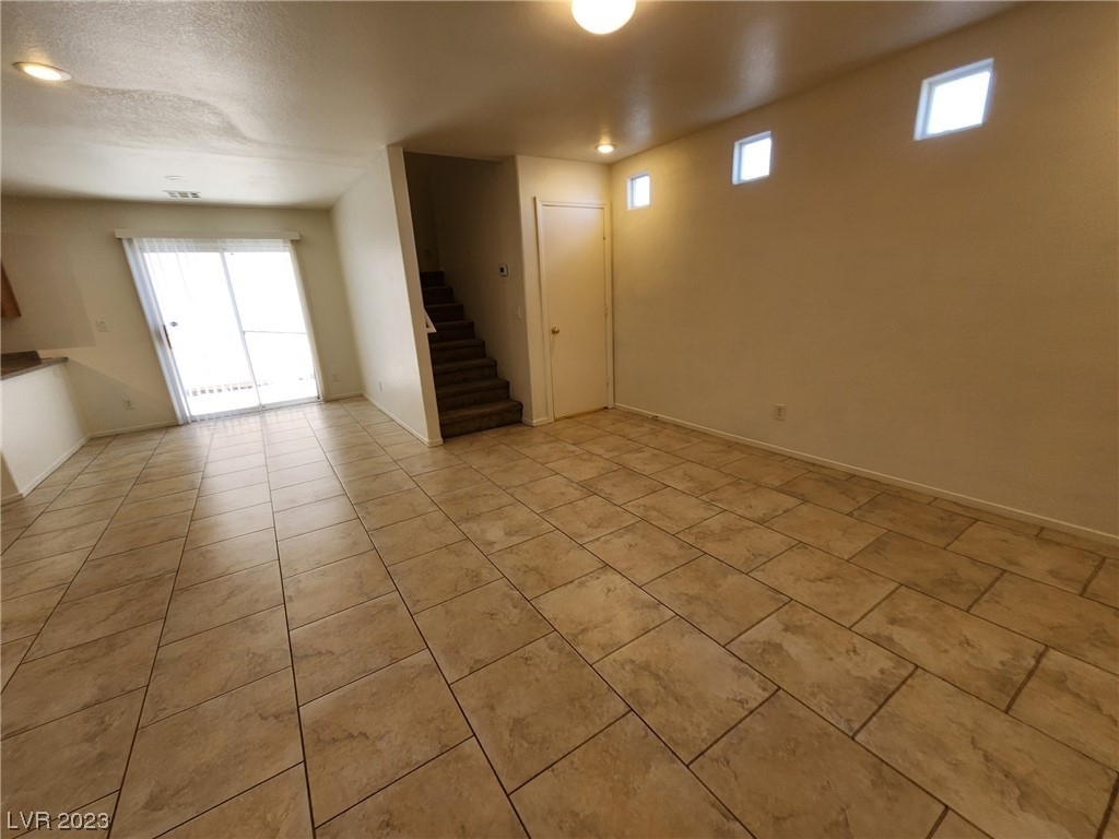 1130 Burnt Sky Avenue - Photo 17