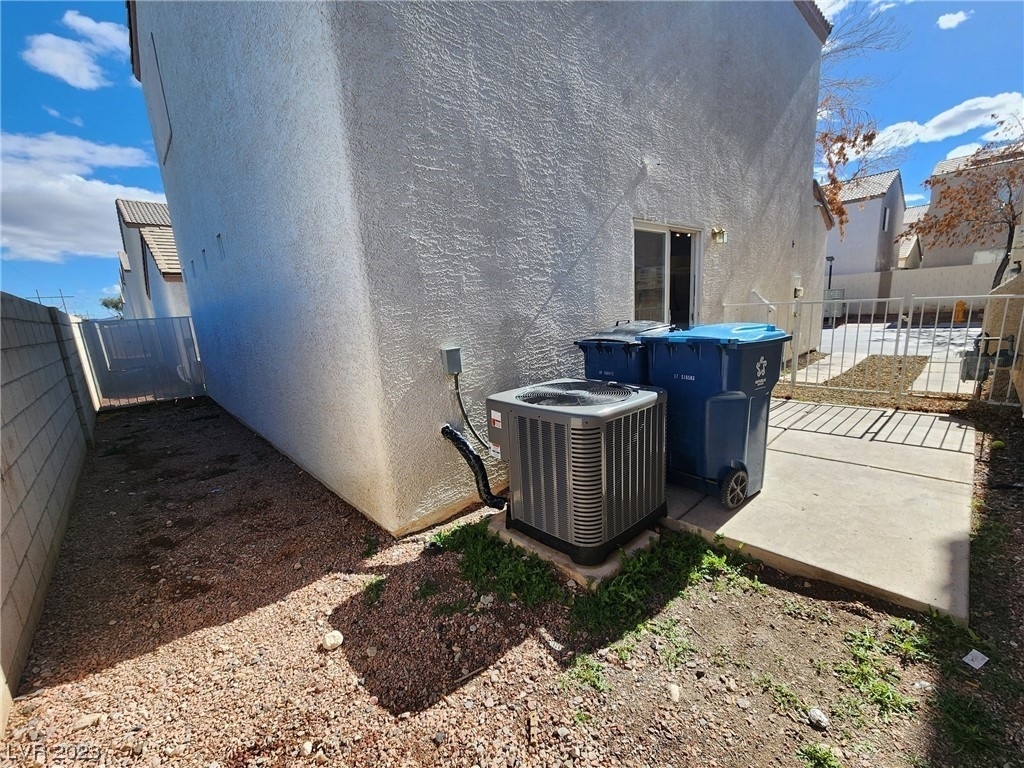 1130 Burnt Sky Avenue - Photo 43