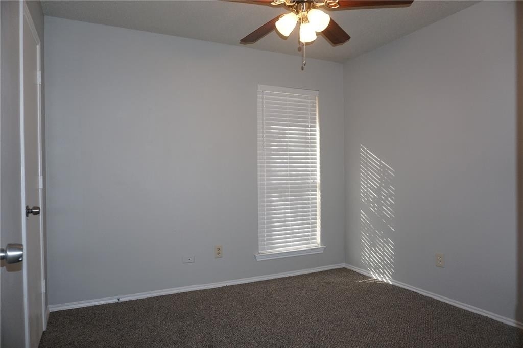 4806 Sugar Tree Court - Photo 4