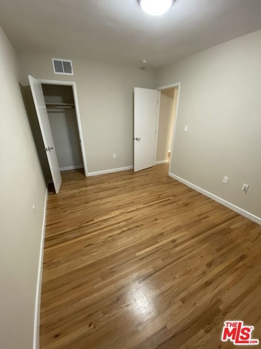 1012 Elkgrove Ave - Photo 3