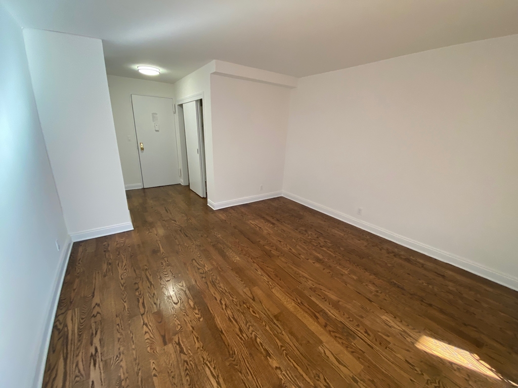 East 56th Street  - Photo 11