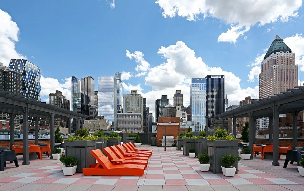 53rd Street and 9th Ave - Photo 6