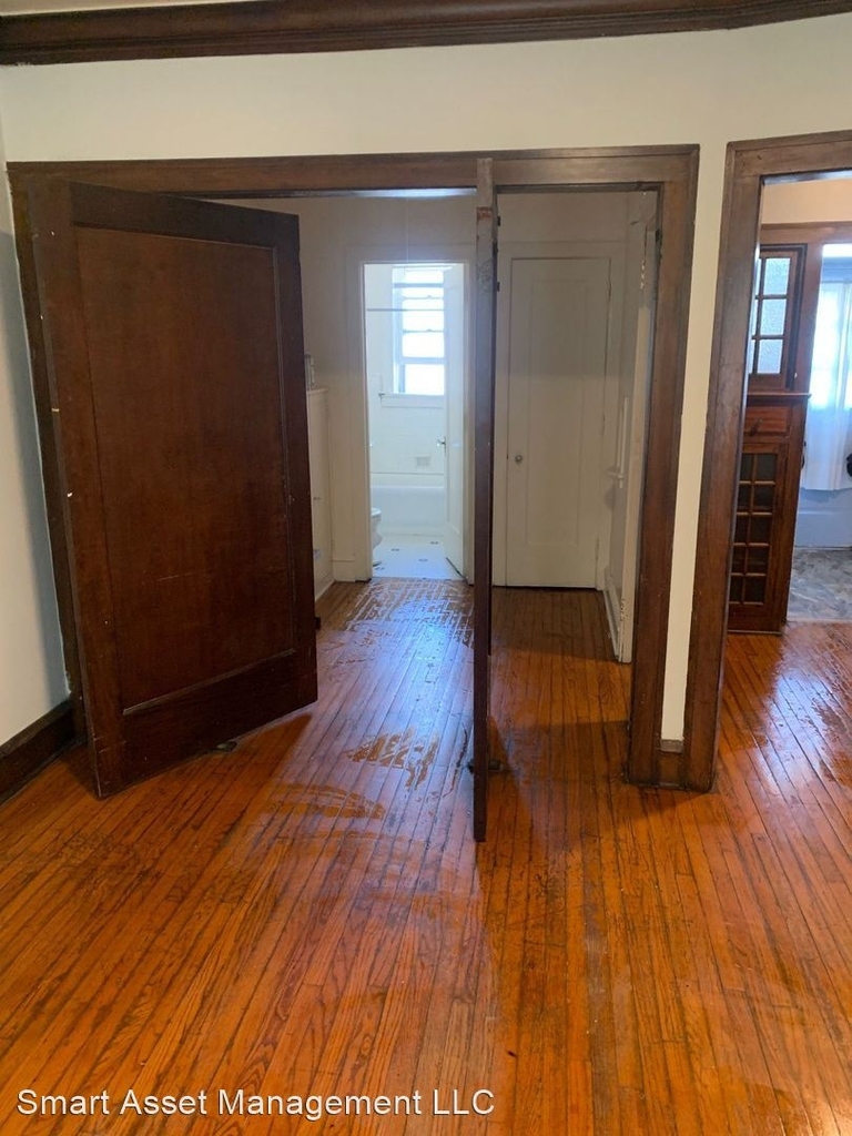 831 College Avenue Unit 1 - Photo 2