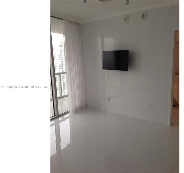 485 Brickell Ave - Photo 7