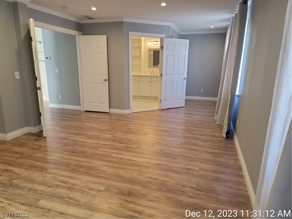 8848 Hampton Green Avenue - Photo 18