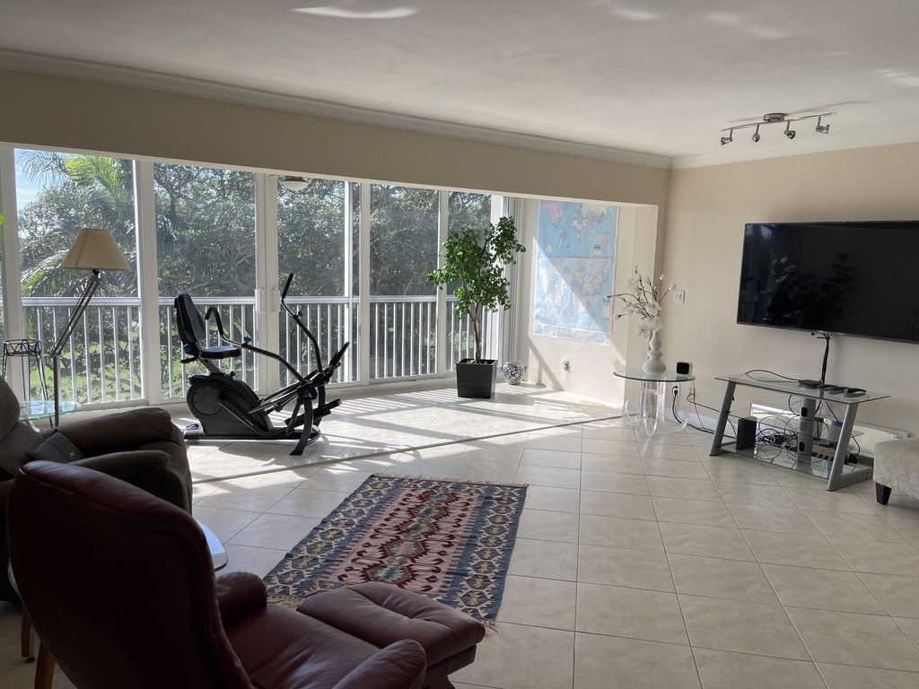 300 E Royal Palm Road - Photo 49