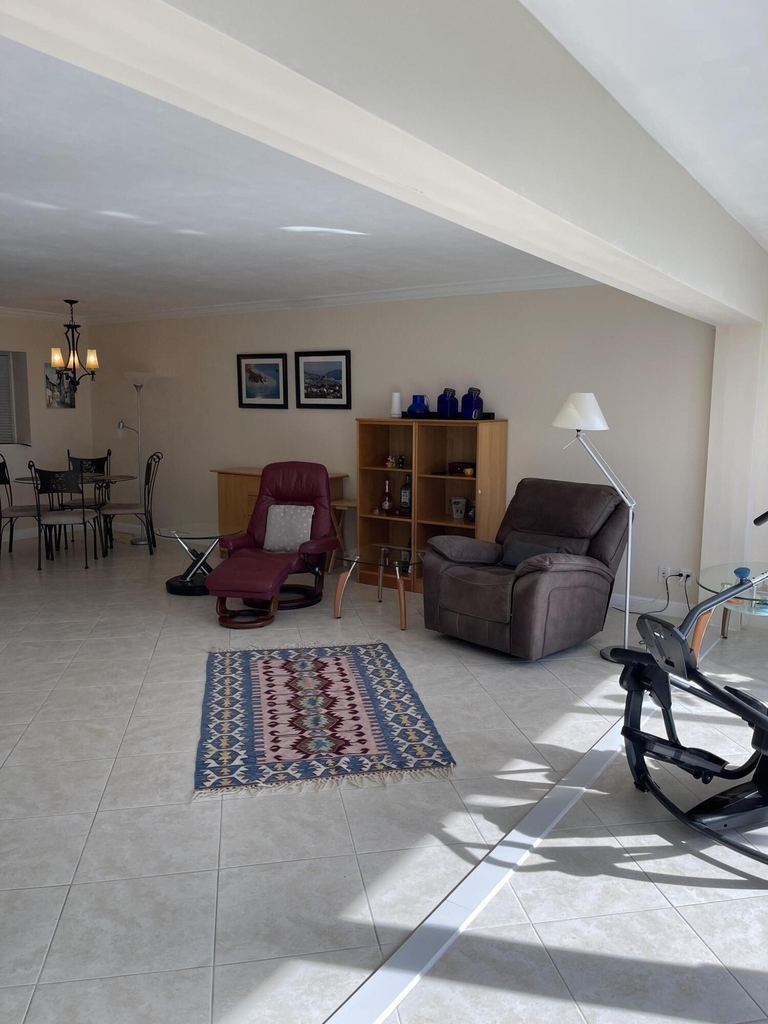 300 E Royal Palm Road - Photo 38