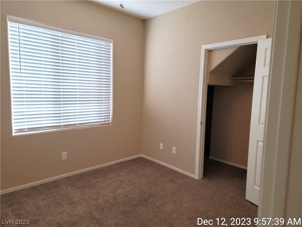 3649 Remington Grove Avenue - Photo 9