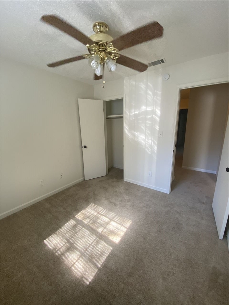 3701 Donovan Drive - Photo 25