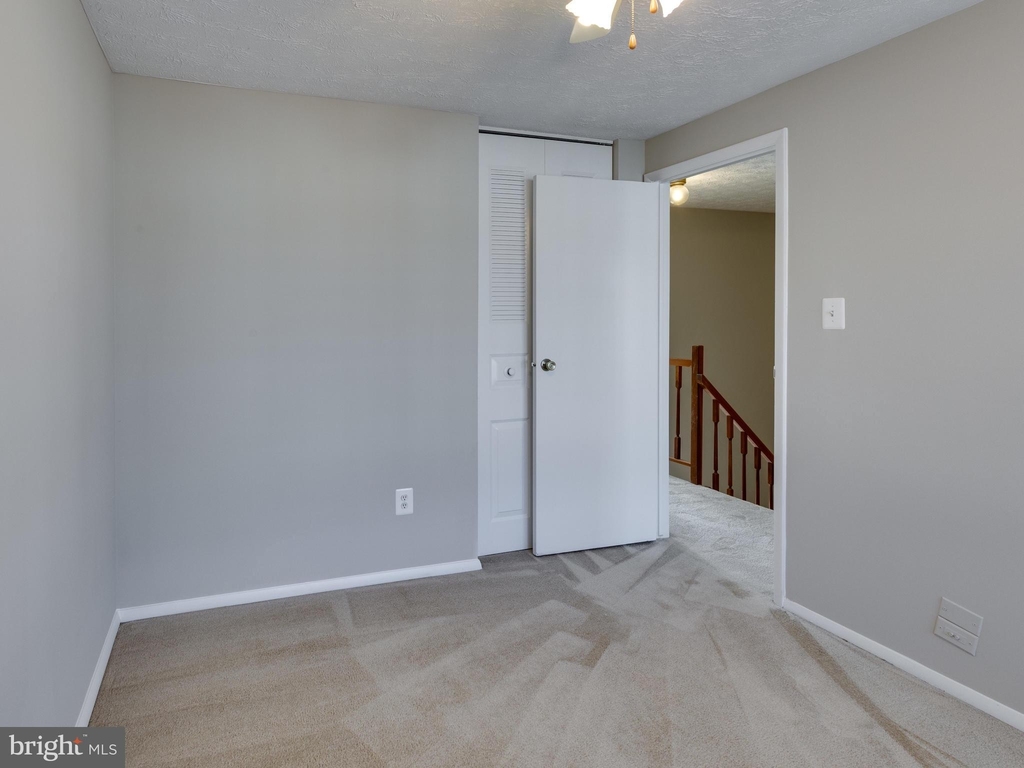 8025 Tyson Oaks Circle - Photo 30