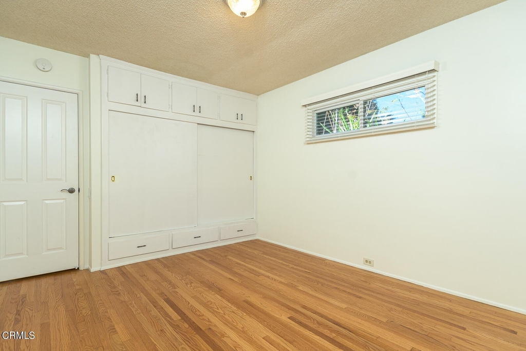 2423 Fairmount Avenue - Photo 18