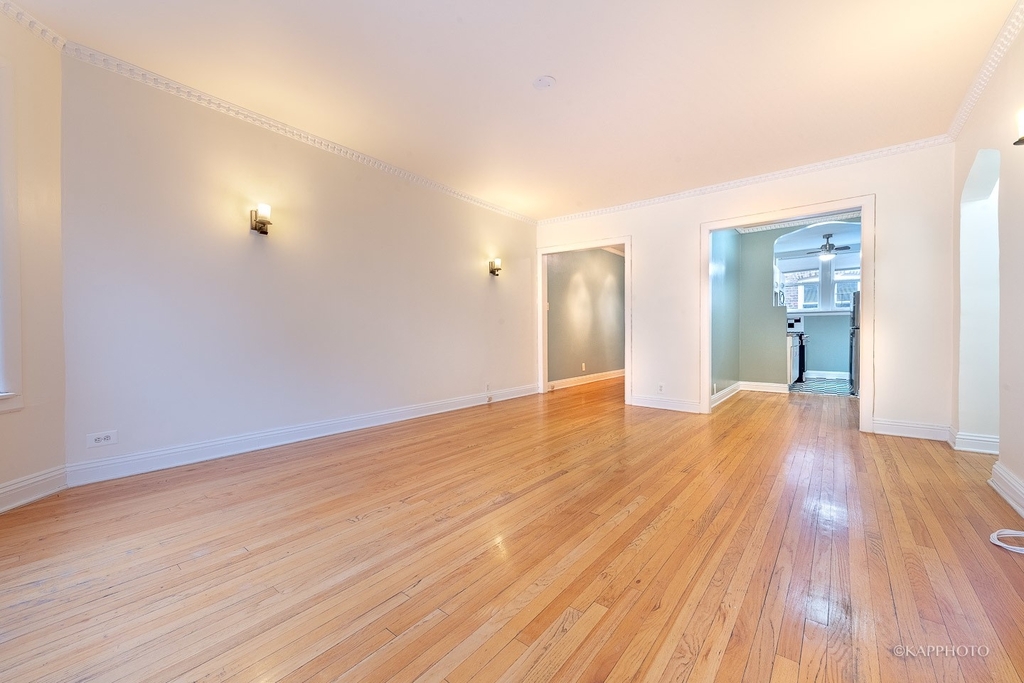 1222 W Jarvis Avenue - Photo 8