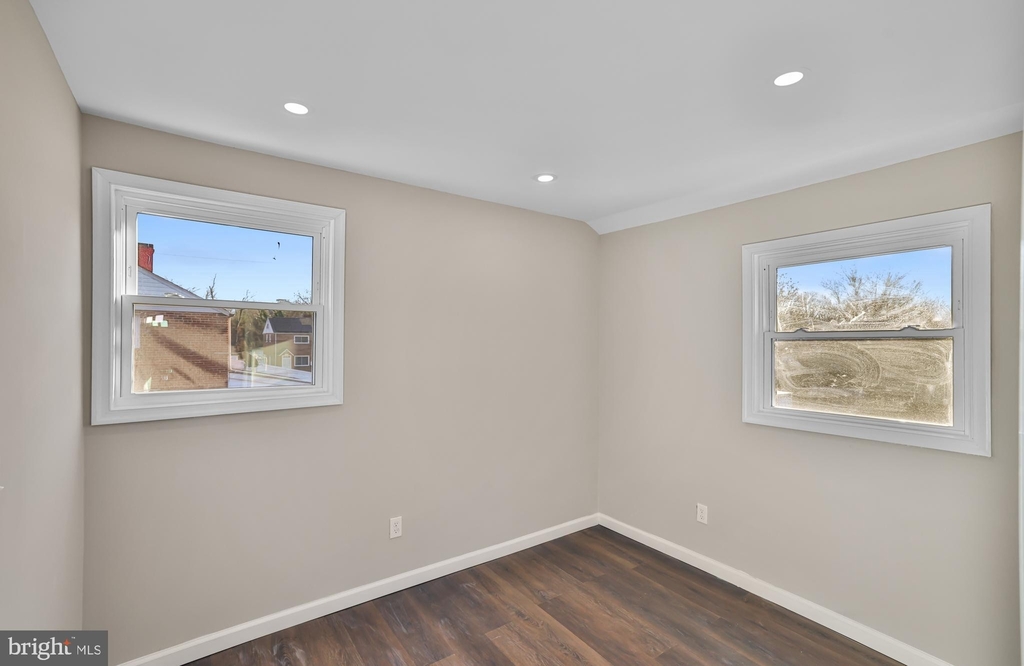 6104 20th Avenue - Photo 14