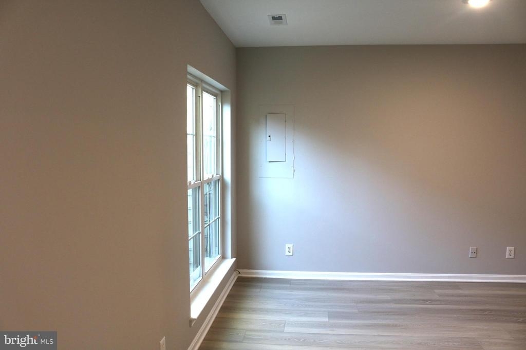 1025 Lexus Way - Photo 11