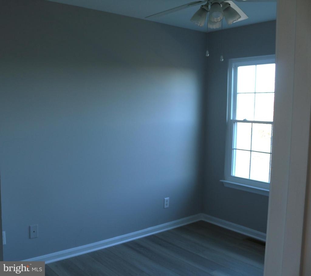 1025 Lexus Way - Photo 32