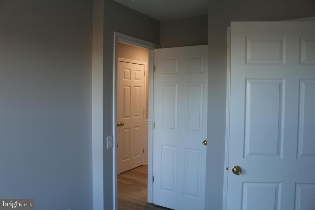 1025 Lexus Way - Photo 36