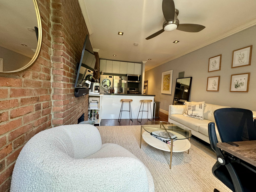 95 Perry Street - Photo 7