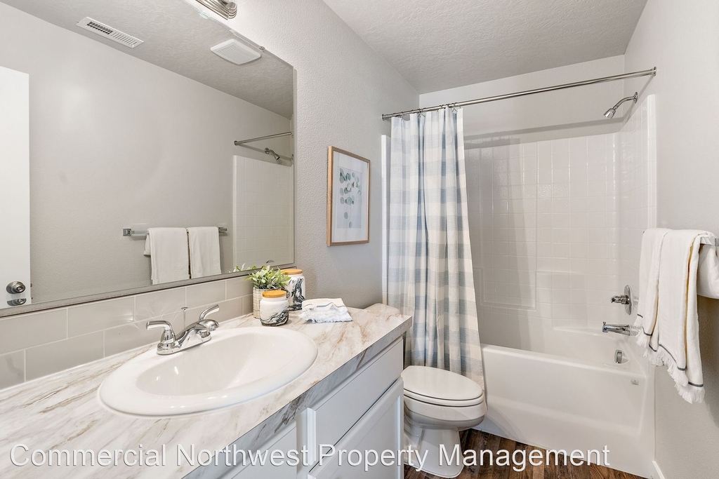 11215 W Ashburn Lane - Photo 21