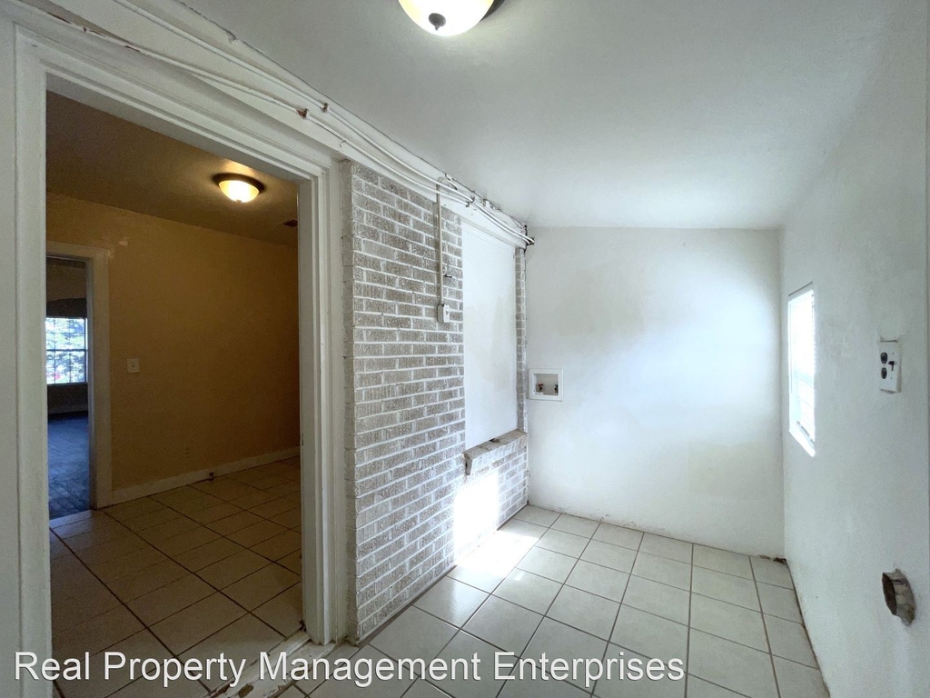 3644 Nw 13th St - Photo 9