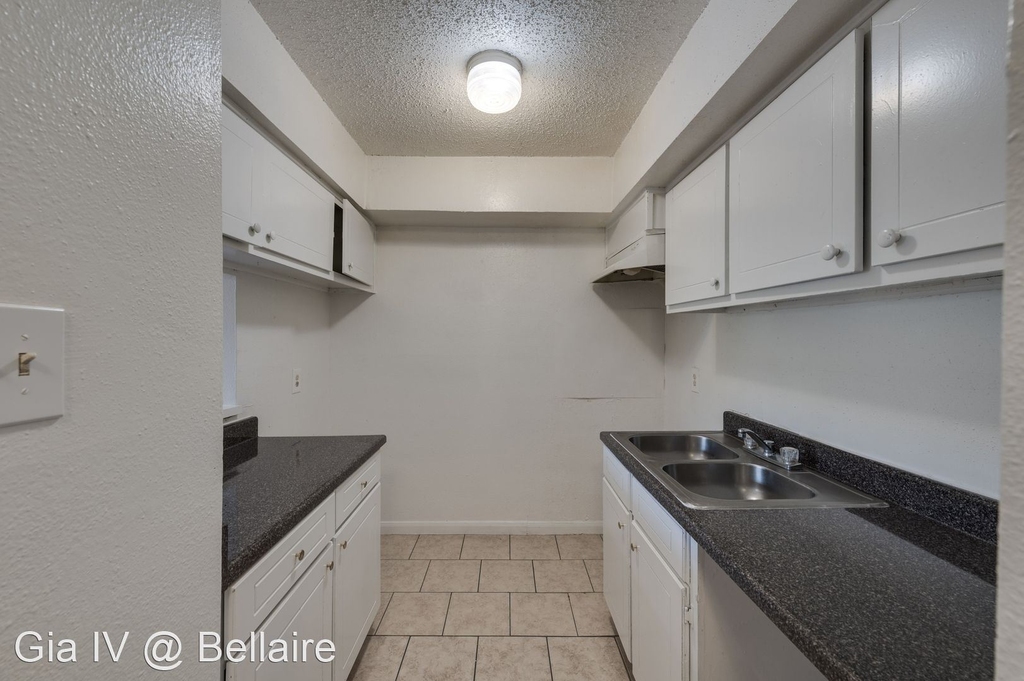 6120 Bellaire Blvd. - Photo 16