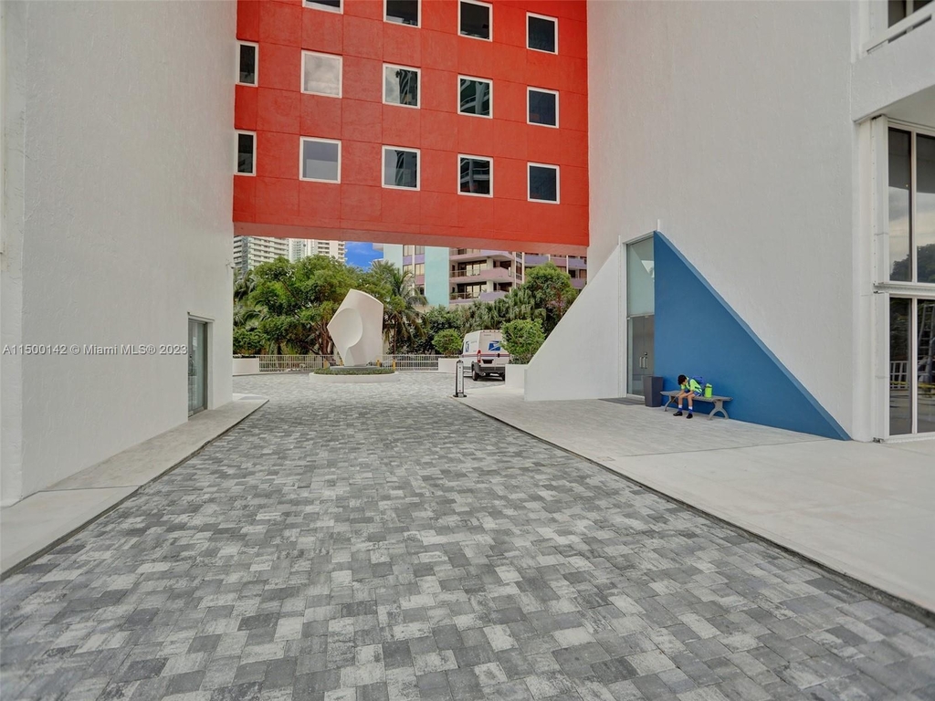 1627 Brickell Ave - Photo 55