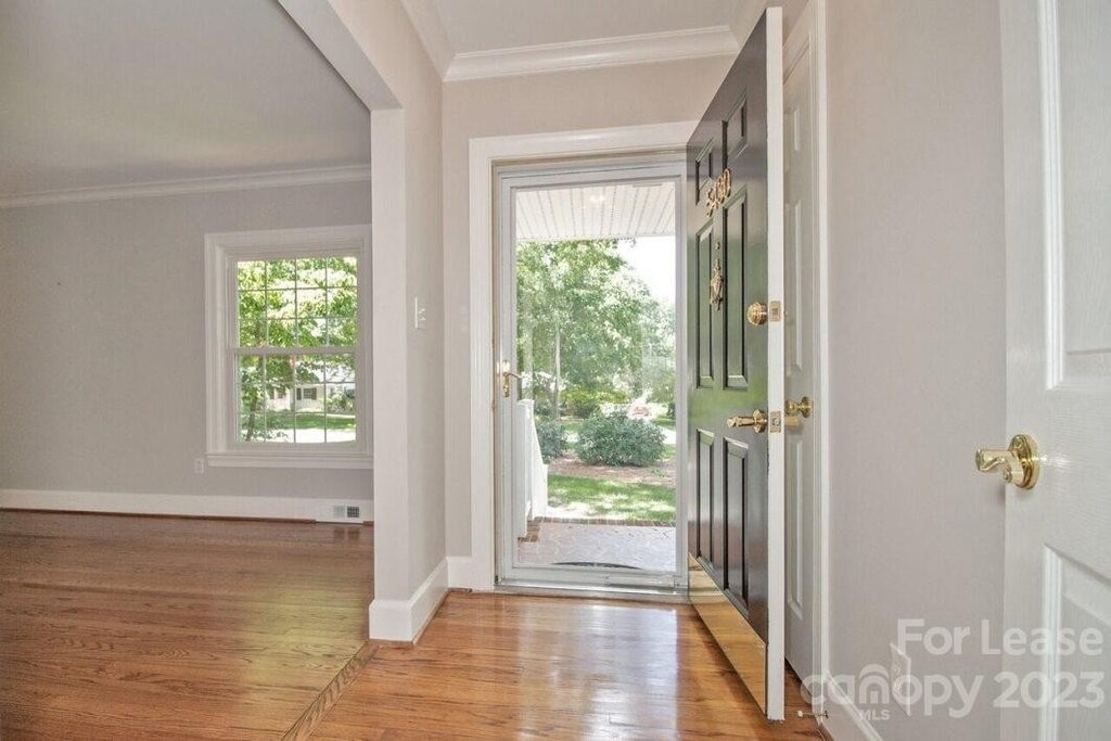 5430 Finsbury Place - Photo 2