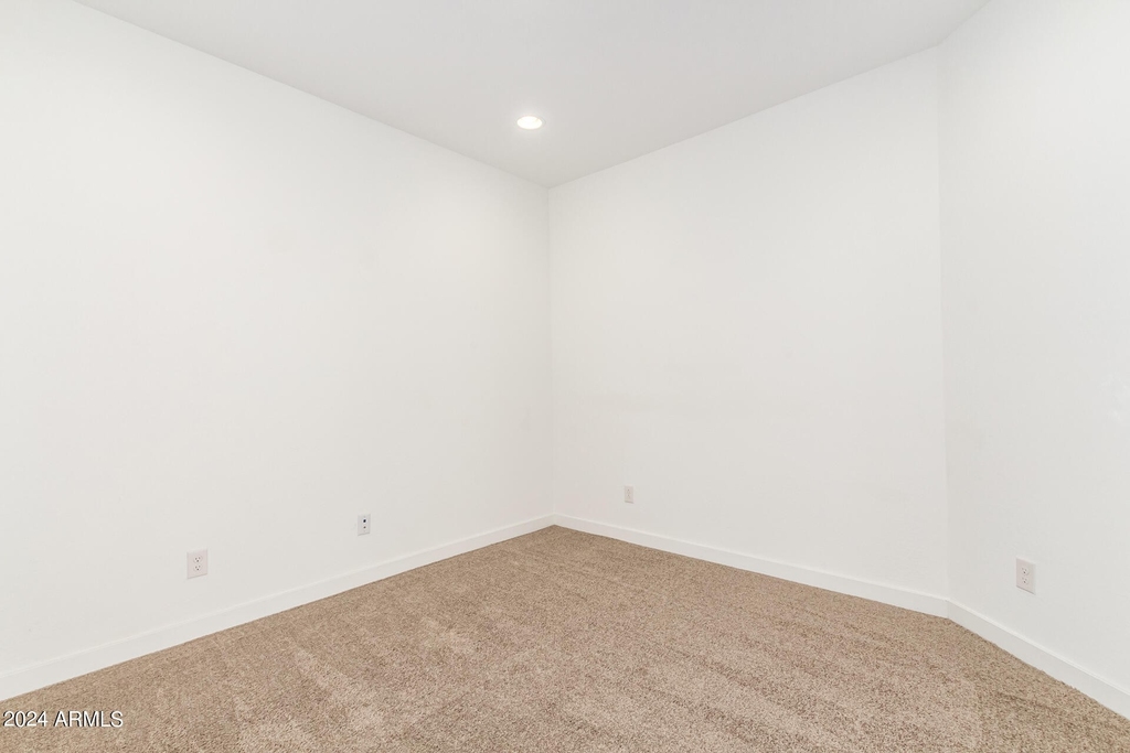 9120 W Roma Avenue - Photo 29