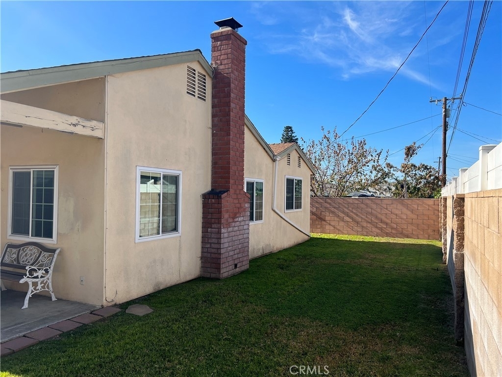 1051 E Juanita Avenue - Photo 17