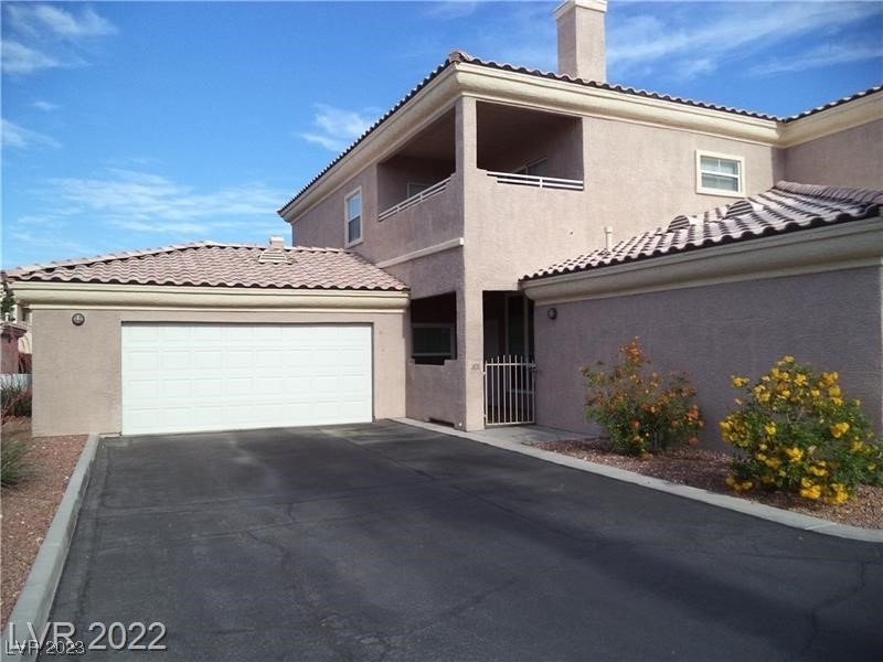 3605 Spanish Butterfly Street - Photo 2