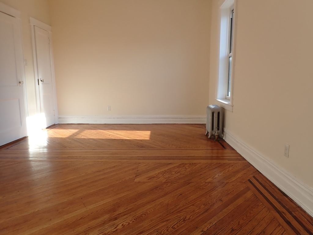 144 Linden Boulevard - Photo 11